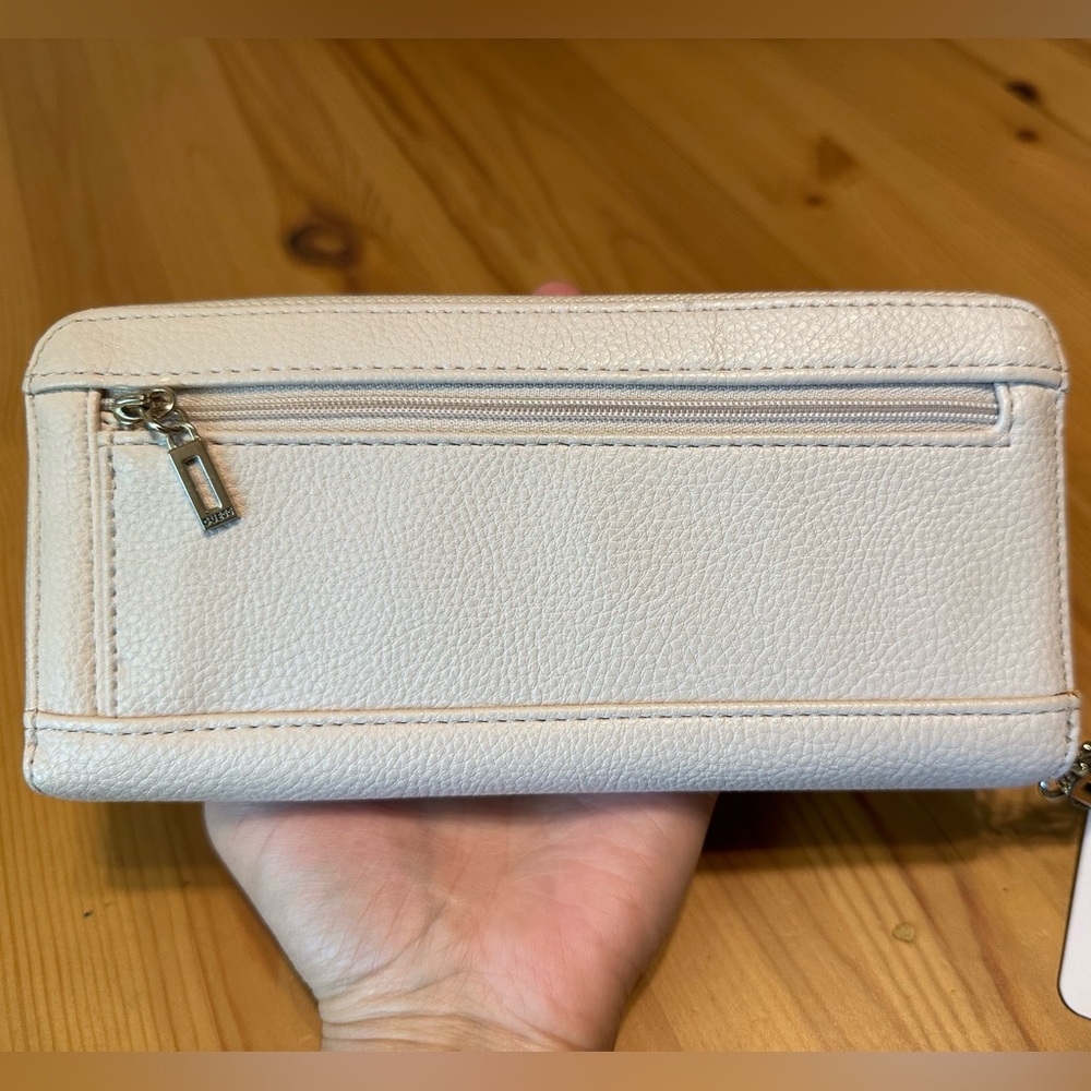 GUESS Large Zip Around Wallet - Picture 3 of 5